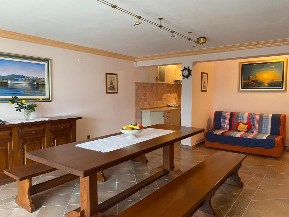Dolac Apartment L'Odore Del Mare מראה חיצוני תמונה